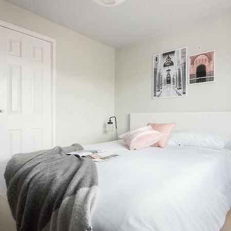 The Press House - Stylish 2Bdr British Design Home オックスフォード エクステリア 写真